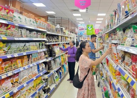 Doanh thu bán lẻ tăng, sức mua vẫn chưa bứt phá