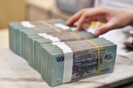 Lãi suất huy động trung bình đạt 8,4%, người gửi tiền đối mặt bài toán rút vốn trước hạn