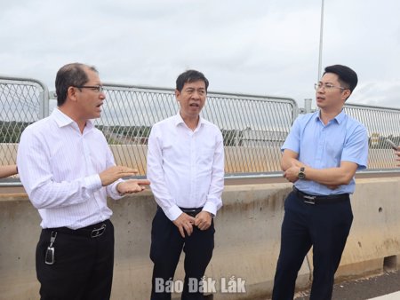 Đoàn công tác Bộ Tài chính khảo sát Dự án thành phần 3 cao tốc Khánh Hòa – Buôn Ma Thuột