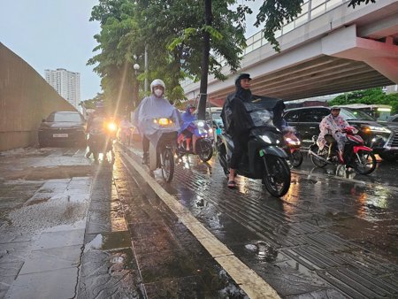 Bắc Bộ tiếp tục có mưa to và dông trong ngày 28/7