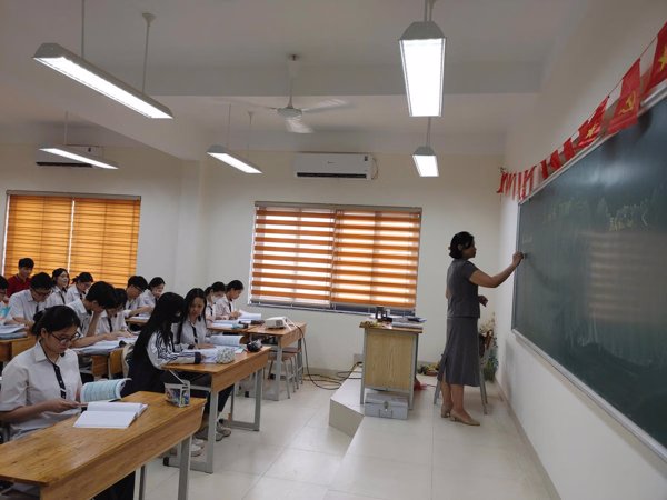 Yêu cầu hoàn thành thí điểm sắp xếp trường học từ đầu năm học 2026-2027