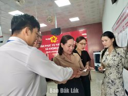 "Đòn bẩy" công nghệ trong cải cách hành chính ở xã Krông Bông