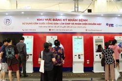 Công nghệ giúp người dân bớt mệt mỏi khi đi khám