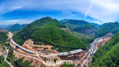 Tăng tốc trên công trình cao tốc Khánh Hòa - Buôn Ma Thuột