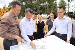Phó Chủ tịch UBND tỉnh Đào Mỹ kiểm tra tiến độ triển khai Cụm công nghiệp Tân Tiến