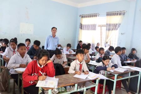 Đắk Lắk giảm 50,7% cơ sở giáo dục công lập