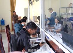 Đẩy mạnh cắt giảm, đơn giản hóa thủ tục hành chính