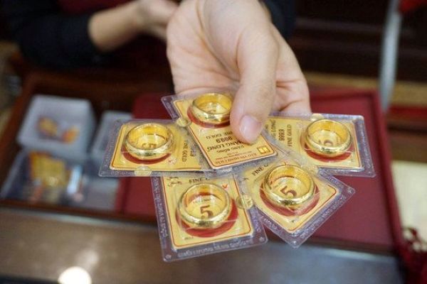 Cập nhật giá vàng sáng 18/8/2026: SJC, nhẫn trơn 9999 BTMC DOJI Phú Quý thứ Ba
