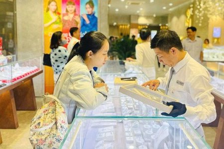 Cập nhật giá vàng sáng 22/8/2026: SJC, nhẫn trơn 9999 BTMC DOJI Phú Quý