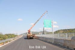 “Báo động đỏ” để dòng vốn không bị nghẽn