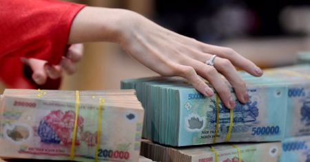 Lãi suất ngân hàng ngày 26/8/2026: Khối ngoại niêm yết mức cao nhất 7%/năm tại các kỳ hạn dài