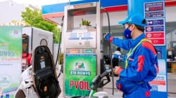 Chiều 27/8 giá xăng giảm