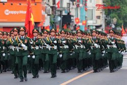 Chính thức: Từ 1/9, sĩ quan nghỉ hưu sớm được trợ cấp 5 tháng tiền lương