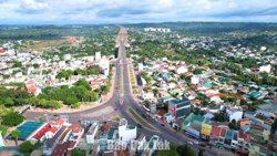 Kiến tạo cực tăng trưởng mới