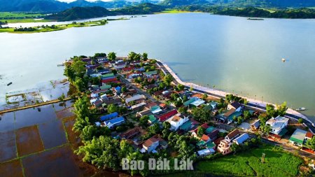 Bảo vệ thắng cảnh hồ Lắk: Hài hòa giữa bảo tồn và phát triển