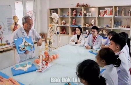 Trường Đại học Y Dược Buôn Ma Thuột triển khai chính sách thu hút giảng viên