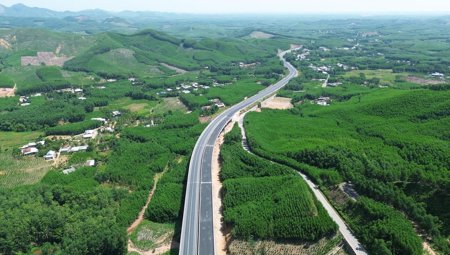 Ổn định kinh tế vĩ mô, tạo nền tảng cho tăng trưởng dài hạn