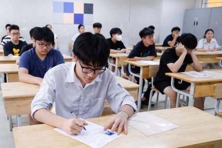 Lọc ảo tuyển sinh đại học 2026: Điểm chuẩn dần hội tụ sau từng vòng xét tuyển