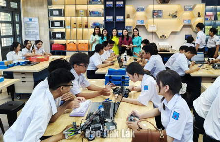 Phát huy hiệu quả Nghị quyết số 71 trong đổi mới dạy và học