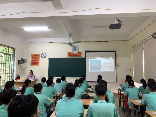 Thu hút học sinh vào ngành khoa học cơ bản