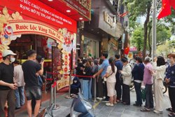 Cập nhật giá vàng sáng 12/9/2026: SJC, nhẫn 9999 BTMC DOJI Phú Quý thứ Bảy