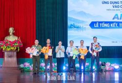 Trao 20 giải thưởng Cuộc thi “Ứng dụng trí tuệ nhân tạo vào cuộc sống”
