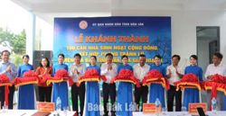 Khánh thành 100 nhà sinh hoạt cộng đồng kết hợp phòng tránh lũ
