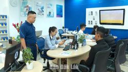 Ổn định lãi suất, đồng hành cùng doanh nghiệp và người dân