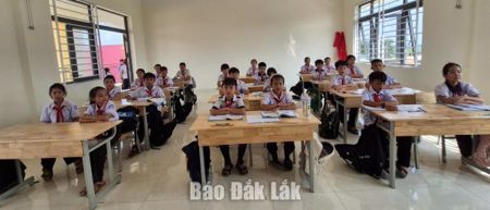 Hoàn thành cung ứng sách giáo khoa trước ngày 20/9/2026