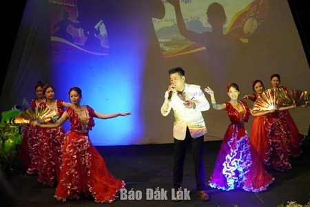 Đắk Lắk triển khai xét tặng các danh hiệu, giải thưởng về văn học, nghệ thuật