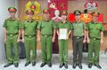 Trao thưởng đột xuất Công an phường Ea Kao vì phá nhanh vụ cướp tài sản