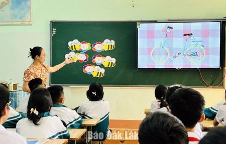 Khơi dậy tình yêu văn học cho học sinh