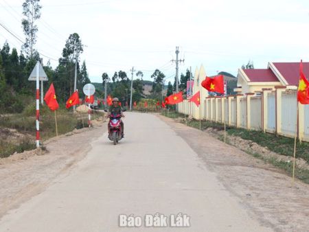 Nối dài niềm vui an cư ở Ea Rớt