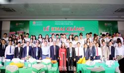 Trường Đại học Đông Á khai giảng năm học mới tại Phân hiệu Đắk Lắk