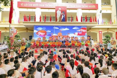 Bộ Nội vụ hướng dẫn tinh giản hiệu trưởng, hiệu phó sau sắp xếp trường học