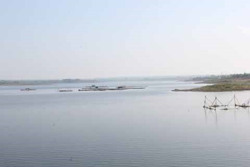 Đề xuất xây dựng nhà máy điện mặt trời nổi trên hồ Krông Búk hạ