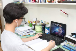 Giáo dục - đào tạo 2020: Vượt bão bằng công nghệ