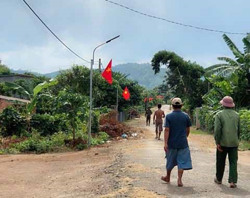 Người dân "đồng hành" giữ rừng đặc dụng Nam Ka