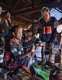 Độc đáo nghi lễ vòng đời của dân tộc M'nông