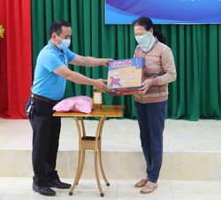 Nhiều hoạt động hỗ trợ phụ nữ nghèo