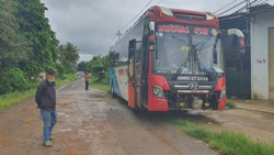 Thiếu niên 16 tuổi lái... xe khách giường nằm đi cất giấu!