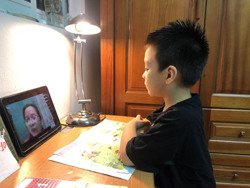 Nhiều địa phương chuyển hướng cho học sinh học trực tuyến thay vì trực tiếp