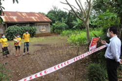 Huyện Krông Pắc: Phát 53.000 tờ rơi về phòng, chống COVID-19