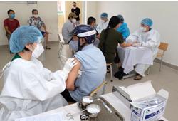 Bộ Y tế đề nghị mỗi ngày tiêm ít nhất 2 triệu liều vắc-xin Covid-19