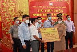 Tổng Thư ký Quốc hội vận động hỗ trợ Đắk Lắk 200.000 bộ kit test Covid-19