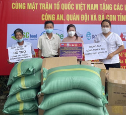 Ủy ban MTTQ Việt Nam tỉnh hỗ trợ lương thực, thực phẩm cho các địa phương