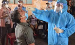 Ngày 21-10, số ca mắc và tử vong do Covid-19 tiếp tục giảm tại TP HCM và Bình Dương