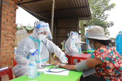 Huyện Cư Kuin: Triển khai tiêm chủng vắc xin COVID-19 cho 14.000 người 