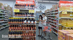 TP. Buôn Ma Thuột: Người dân chỉ đi chợ, siêu thị khi có giấy test âm tính với SARS-CoV-2 hoặc đã tiêm vắc xin phòng COVID-19