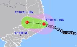 Áp thấp nhiệt đới đổ bộ vào Khánh Hòa, Nam Trung Bộ mưa rất to